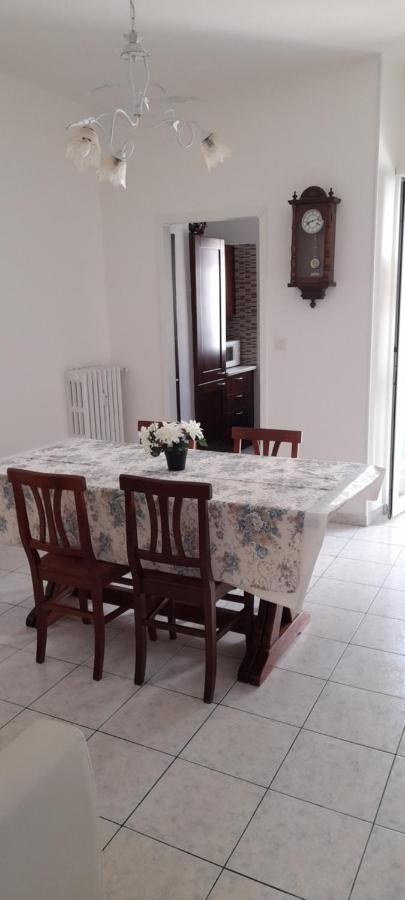 Bellissimo Alloggio Vicino Alla Metro Bengasi,Lino House Turin Ngoại thất bức ảnh